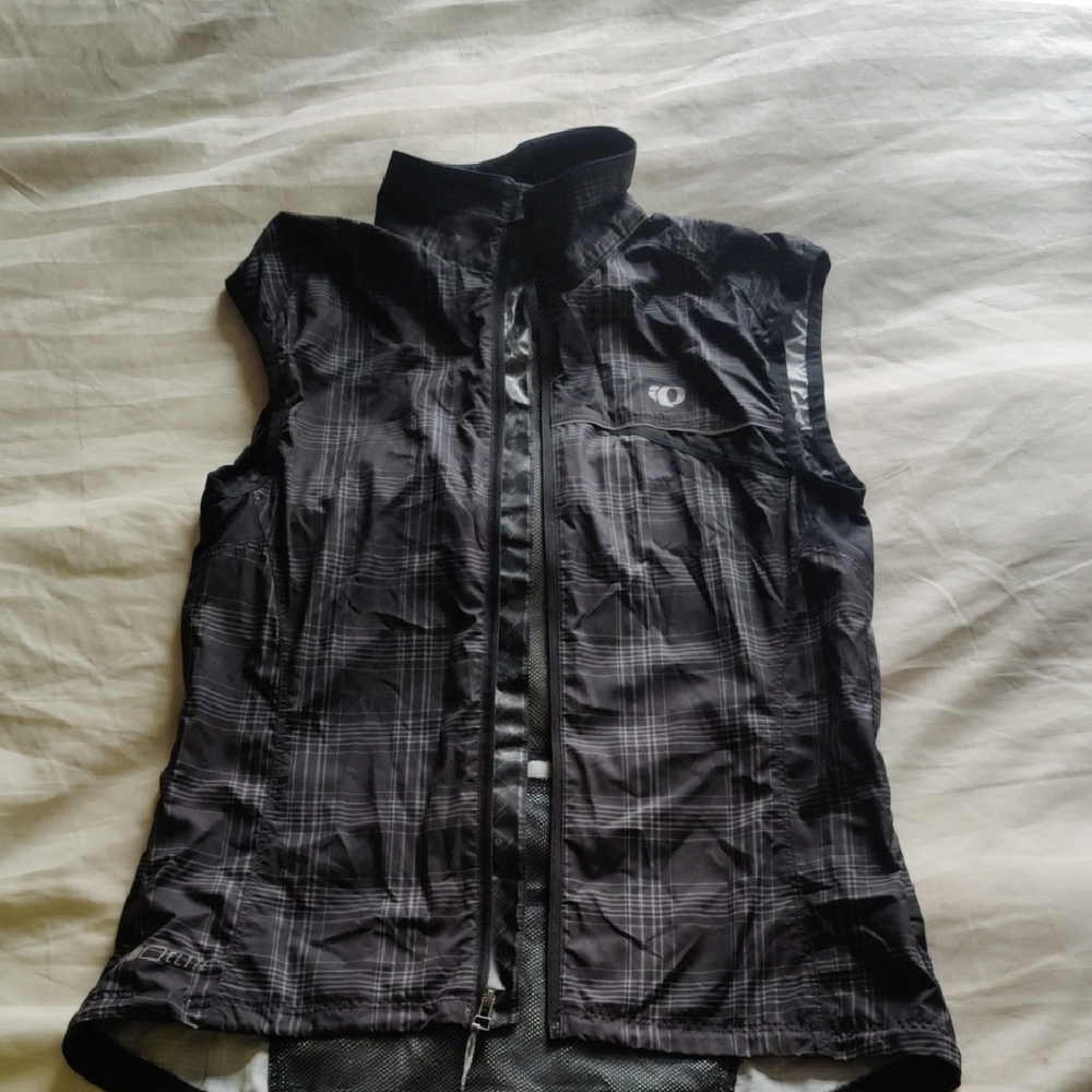 Black Sleeveless Cycling Vest